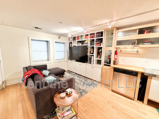 Photo - 1350 Randolph St NW Unit #1