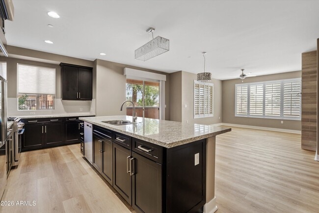 Photo - 4805 N Woodmere Fairway