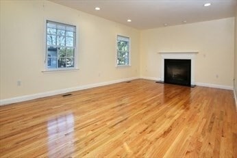 Photo - 27 Sullivan Ave