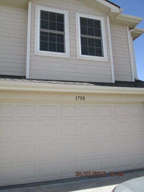 Photo - Beautiful Townhome Plenty of Space