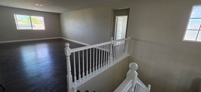 Photo - Large 6bed 4bath San Jacinto Beauty!