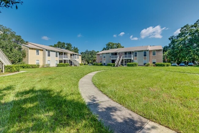 Aventine at Forest Lakes Apartment Homes