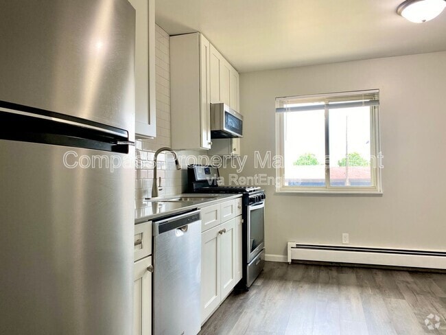 Building Photo - 1720 Porter St SW Unit 3 Rental