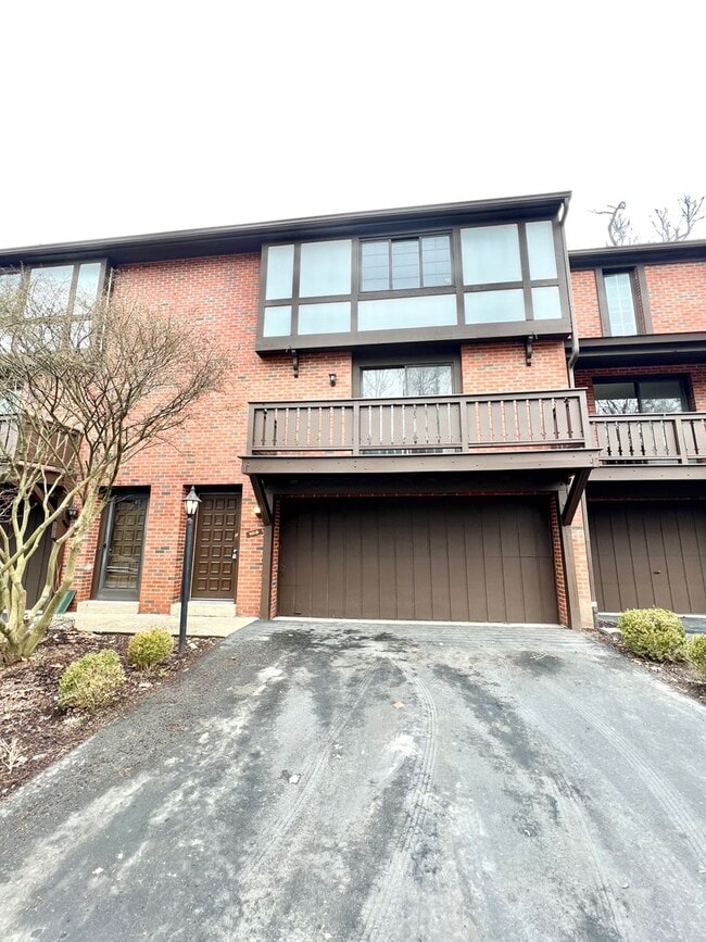Photo - Sewickley Heights - Gorgeous Townhouse - 3...