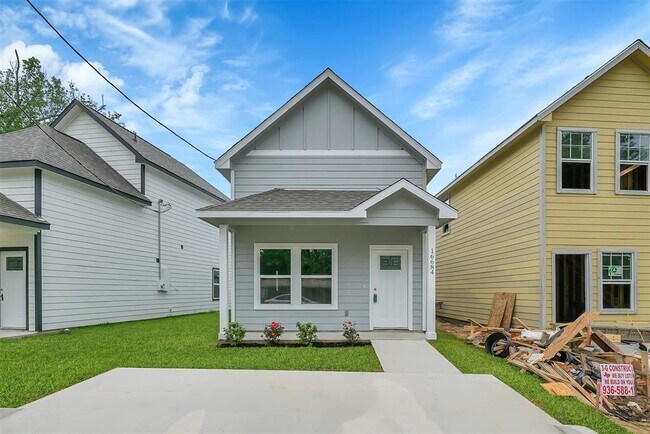 Photo - 16684 E Ivanhoe St