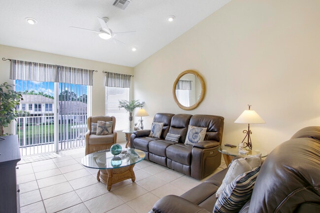 Photo - 9207 Wentworth Ln