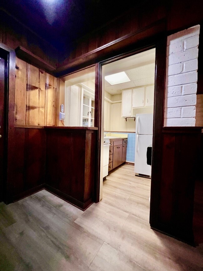 Kitchen - 1625 The Strand Unit 1625