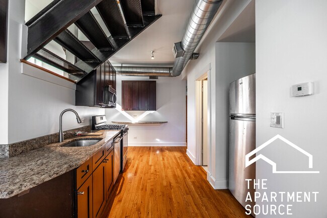 Photo - 1643 S Throop St Unit 3R