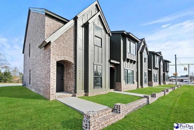 Photo - 501 W Cheves St