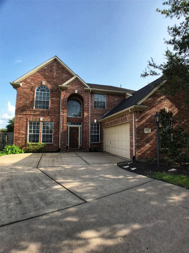 Building Photo - 6323 Sunset Cove Ln