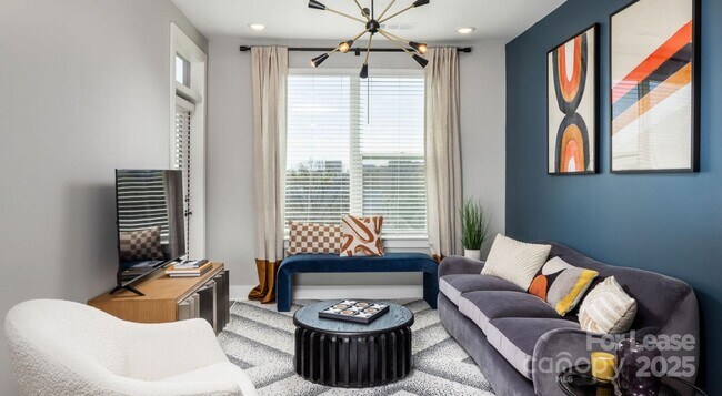 Photo - 1015 N Alexander St Unit B5