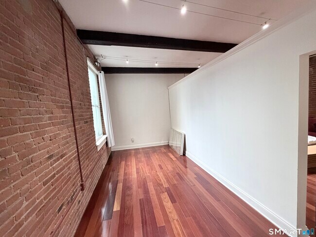 Photo - 83 Washington St Unit 2H