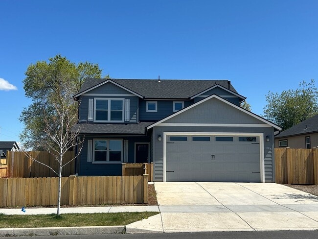 New 3 Bedroom / 2.5 Bathroom + Office Hous... - New 3 Bedroom / 2.5 Bathroom + Office Hous... House