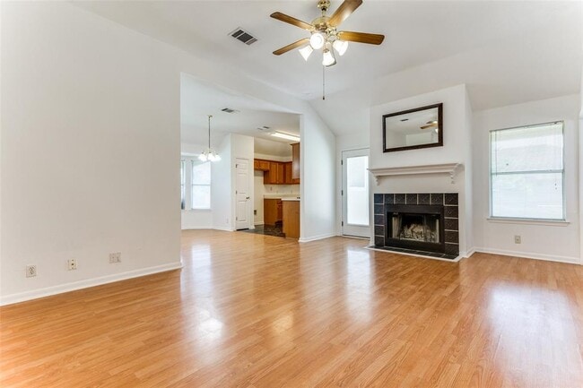 Photo - 101 Cotton Cove