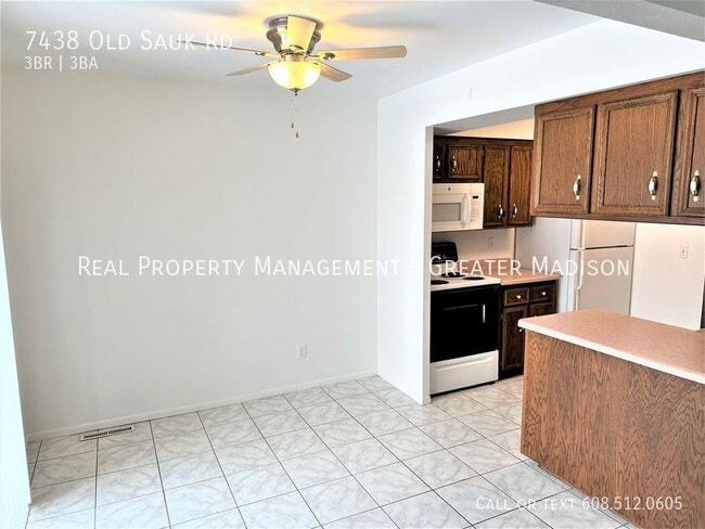 Photo - 7438 Old Sauk Rd