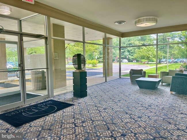 Photo - 6621 Wakefield Dr Unit 504