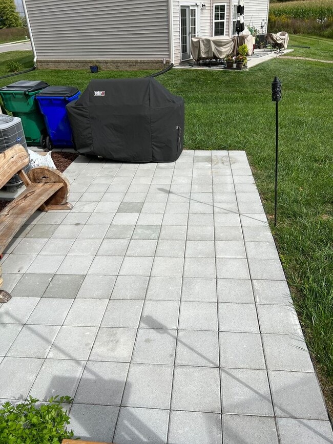 Photo - 4 Bedroom Home with Garage & Convenient ac...