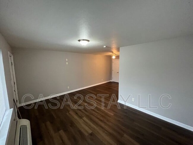 Photo - 411 Iowa Ave Unit 4