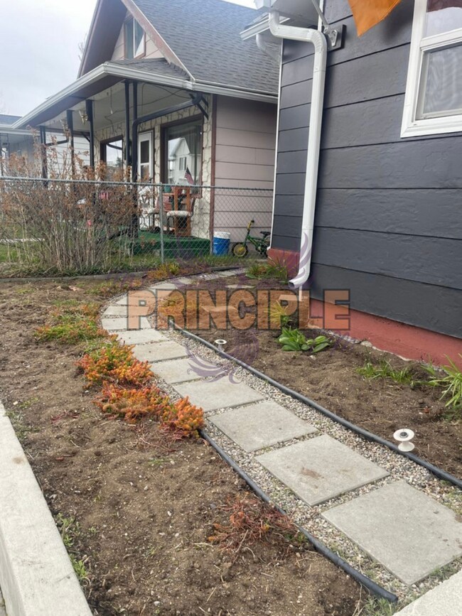 Photo - Adorable 3 bed house in great family friendly neighborhood