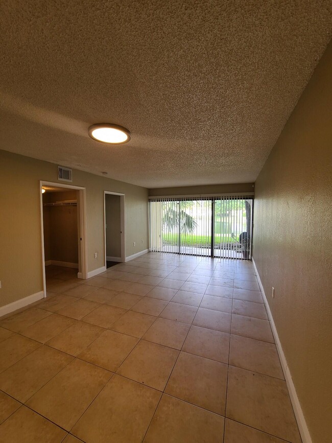 Photo - 1543 Lake Crystal Dr Condo Unit B