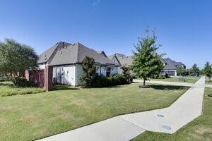 Photo - 412 Harmony Way