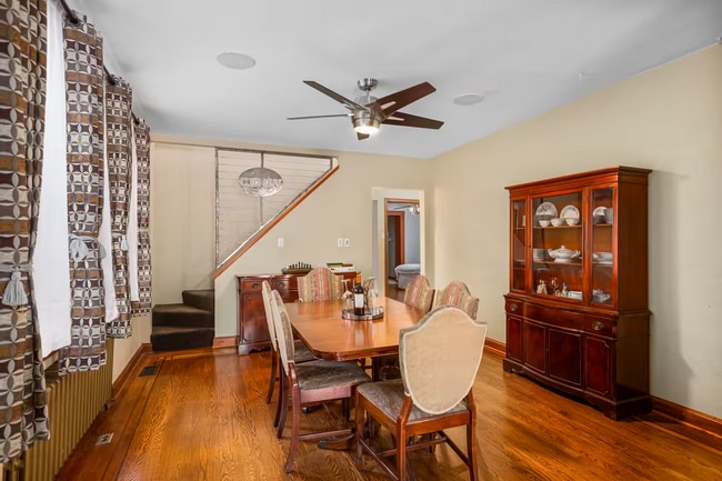 Photo - 5638 Botanical Ave