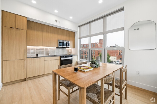 2BR, 2BA - 798SF - Kitchen - The Frame