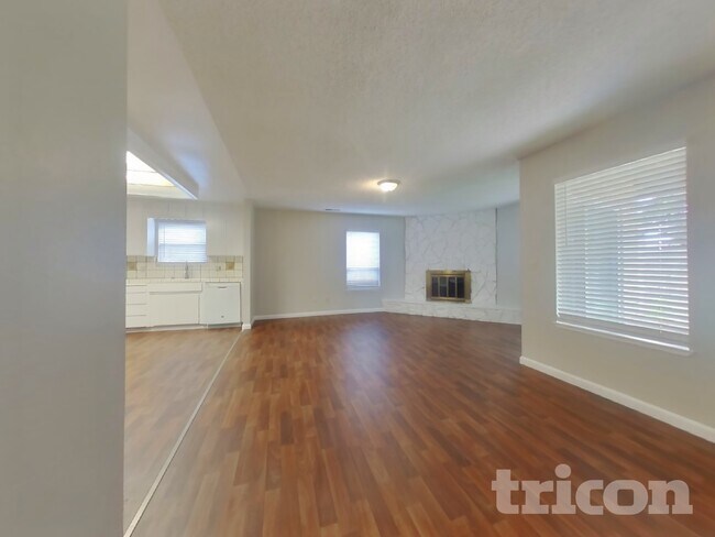 Photo - 2024 Bavil Dr