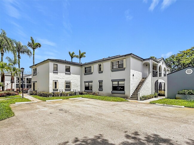 Photo - 18296 Mediterranean Blvd Unit 404