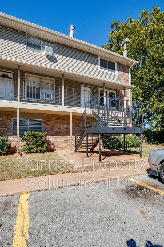 Building Photo - 6708 N Meridian Ave Unit J Rental