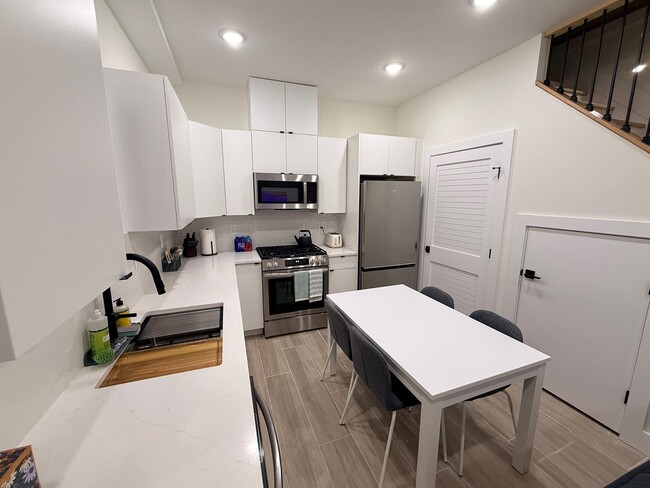 Photo - 27 Graham St Unidad Rear (3)