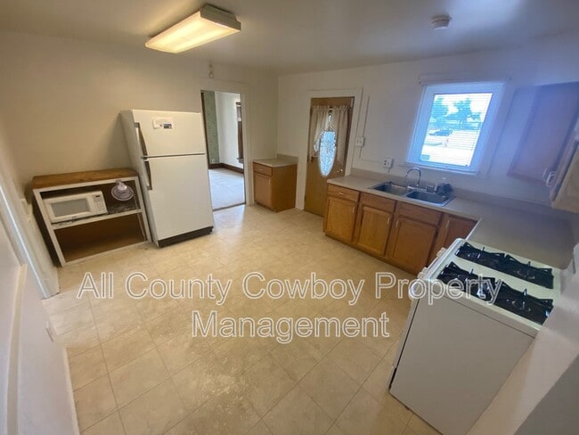 Photo - 720 S 3rd St