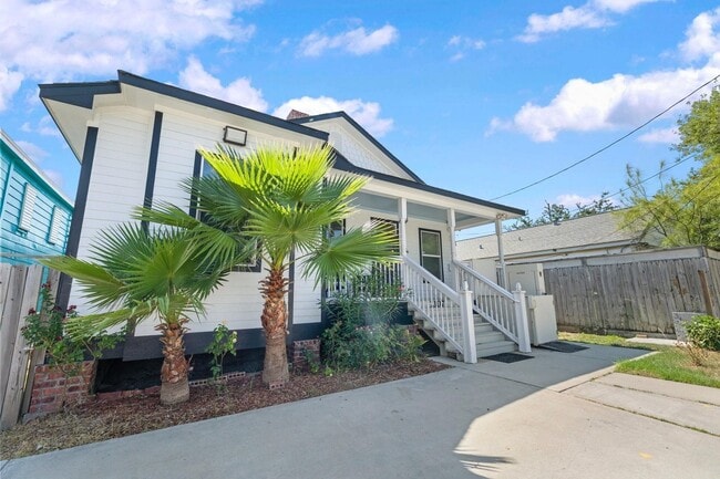 Photo - 2107 54th St