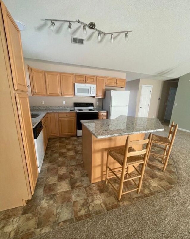 Photo - 28 Sweetland Ct