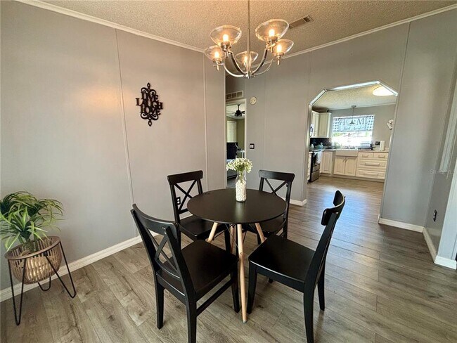 Photo - 6433 Orris St