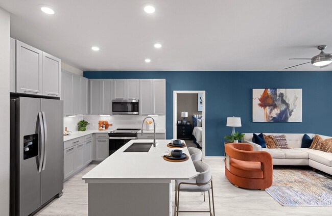 Photo - Aventon Isabelle