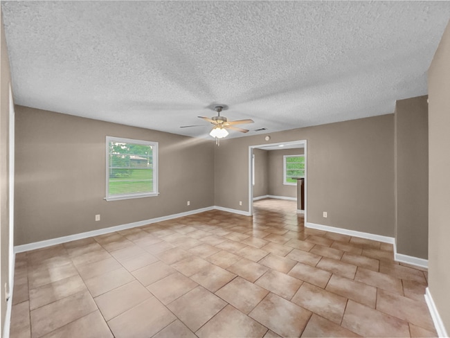 Photo - 1815 Senator St