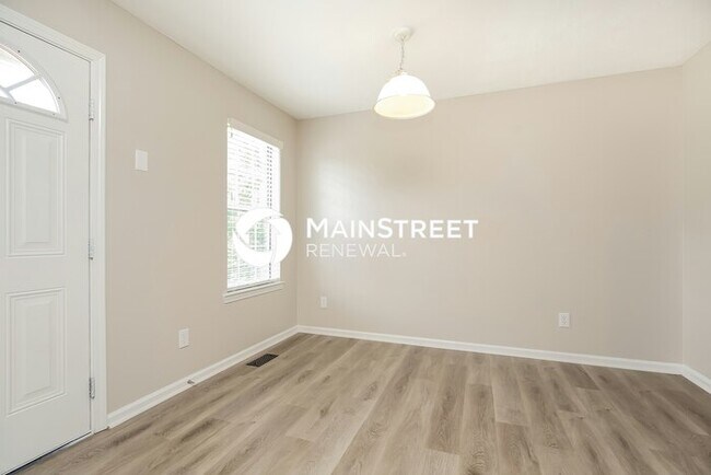 Photo - 4 Bedroom Pet-Friendly Home in Hermitage, ...