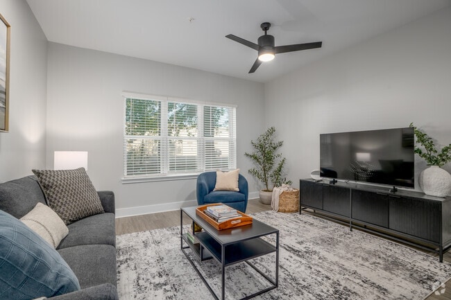 1BR,1BA -716SF