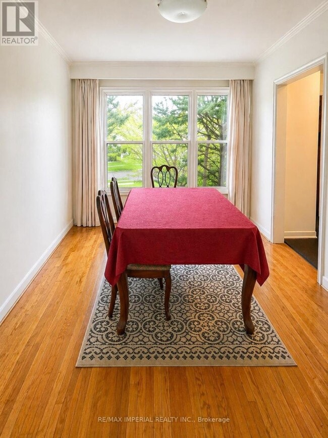 Photo - 6 Prestwick Crescent