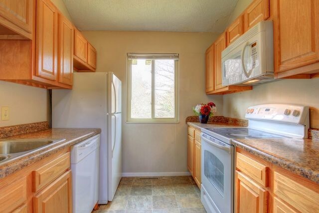 Photo - 2123 Melrose Dr Unit C