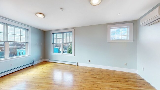 Photo - 432 Norfolk St Unit 4A