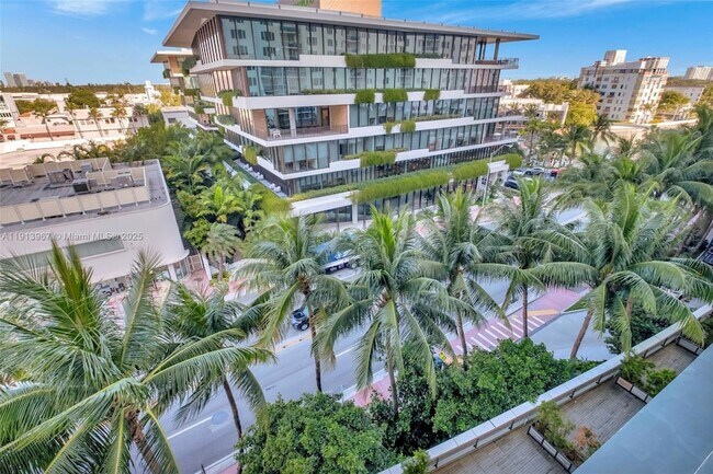 2301 Collins Ave Unit 634