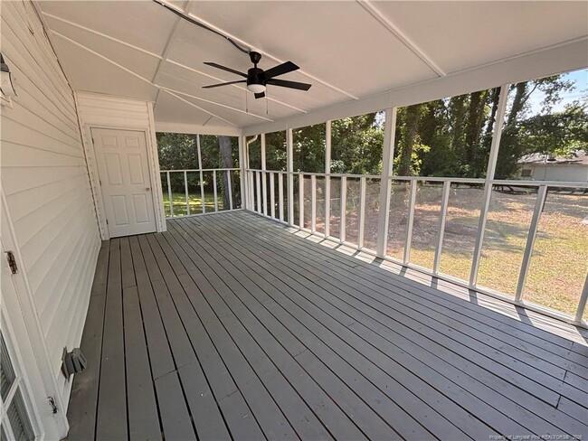 Photo - 929 Fleetwood Dr