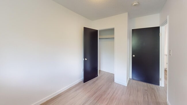 Photo - 15 Millwood Crescent