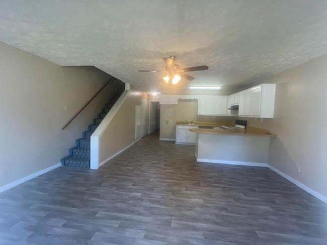 Photo - Renovated 3 Bedroom 2 Bath Home for Rent!