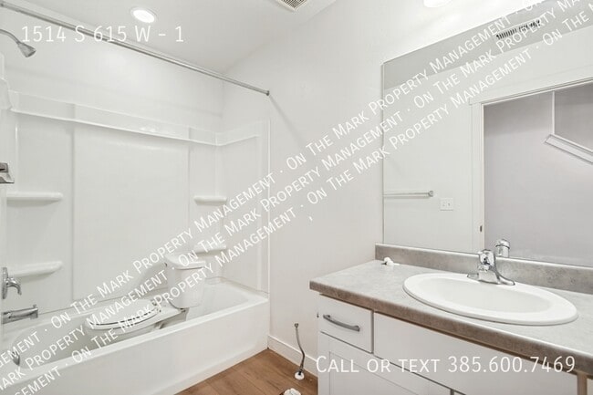 Photo - 1514 615 W
