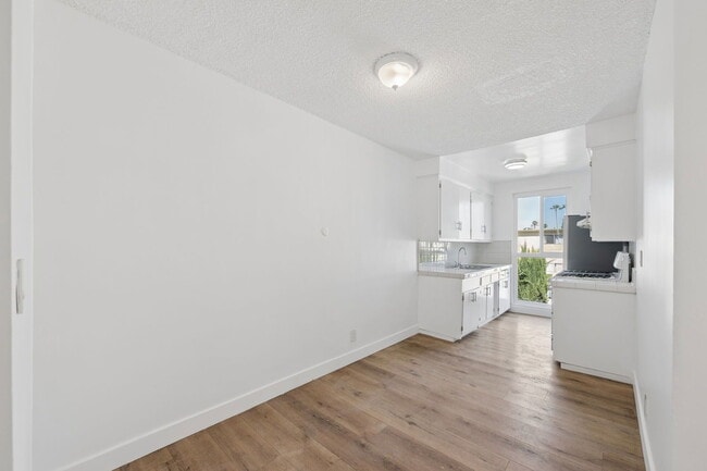 Photo - 6828 Fulton Ave Unit 6