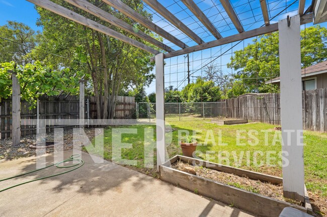 Photo - 2720 Riesling Way