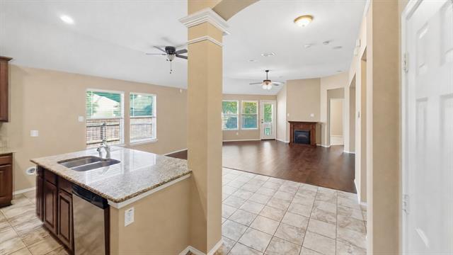 Photo - 15513 Landing Creek Ln